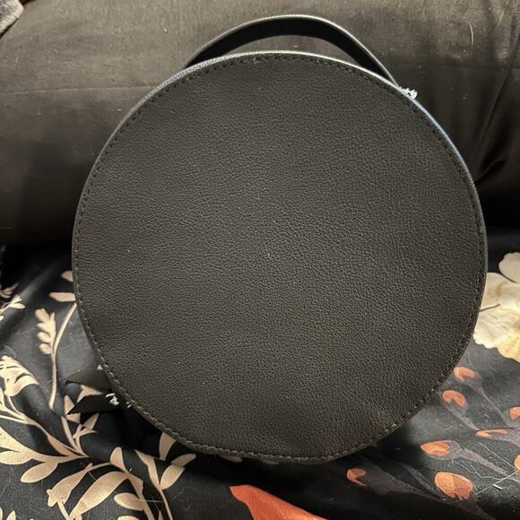 Disney Vera Bradley Snow White Cosmetic Case Retired - Picture 6 of 7